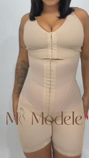Short Cinta Modeladora com 12 Barbatanas Compressão Alta para uma Silhueta Deslumbrante