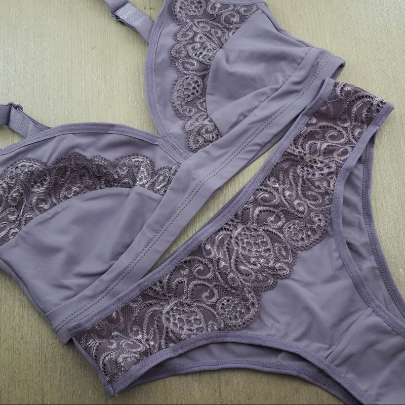 Conjunto de Lingerie sem bojo